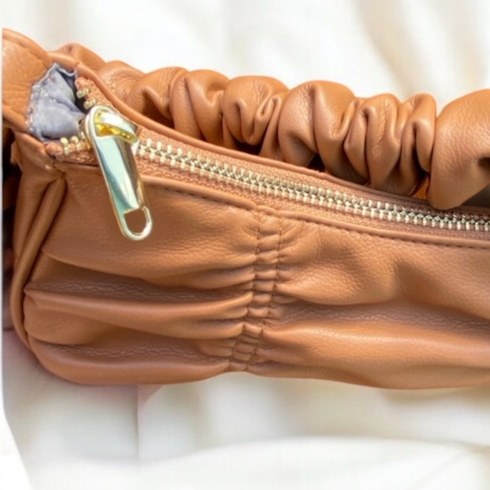 WILD FABLE Ruched Shoulder Bag Carmel Tan Brown color like new no tags - Picture 3 of 14